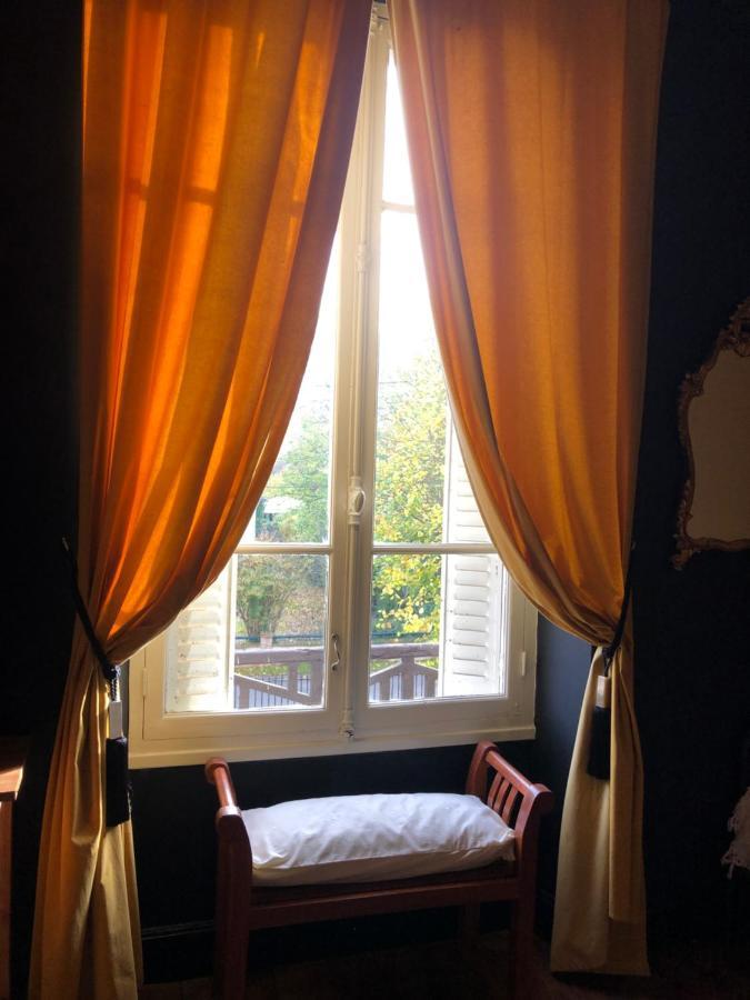 Maison De La Comtesse Cosne-d'Allier Екстериор снимка